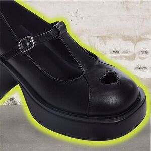 dELiA*s Black Heart Cutout Platform Shoes